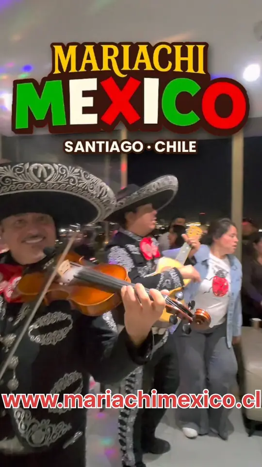Video de una serenata de mariachis a domicilio en Santiago